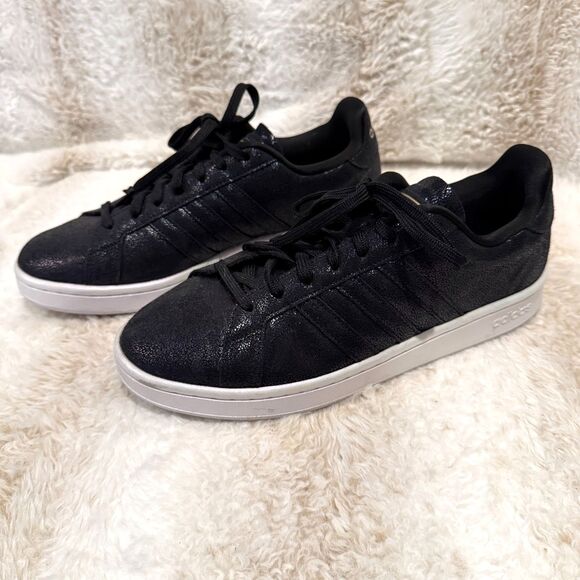 ADIDAS Cloudfoam Black METALLIC Women Fashion Sneakers HWI 28Y001 Leather 11 - Picture 1 of 8